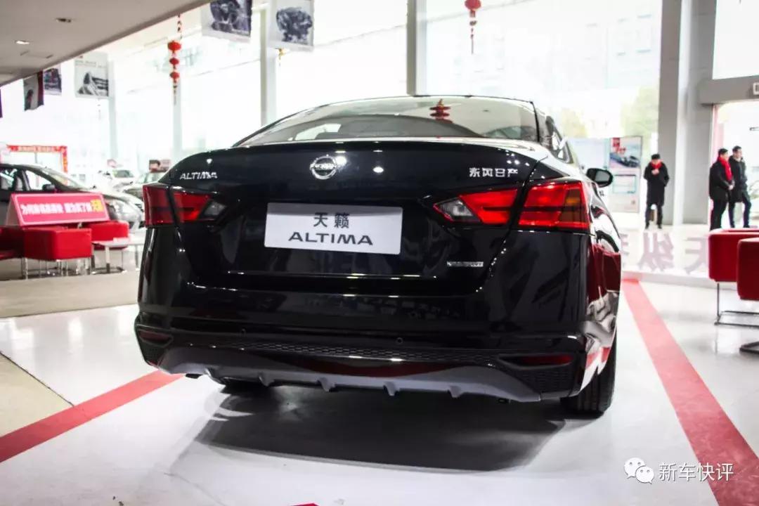 现在的天籁还是移动大沙发吗,新款天籁还是大沙发吗