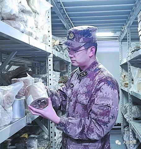 陆军强军精武标兵是几级表彰,陆军表彰10名优秀参谋军官标兵