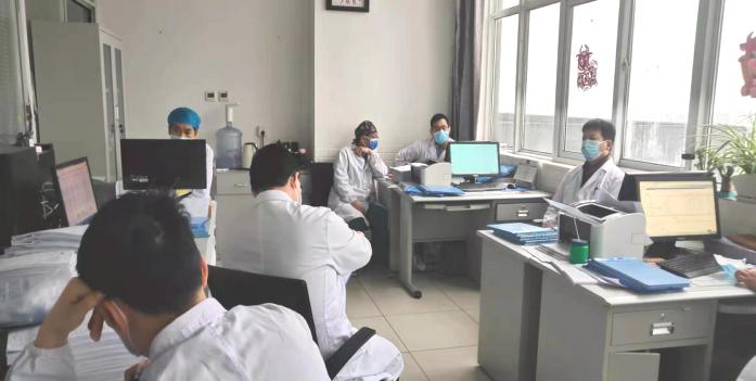 88岁老人股骨颈骨折手术,90岁高龄老人手术成功报道