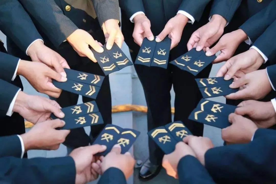 退役士兵工勤岗一个月工资多少,退伍安排的工勤岗一般什么样