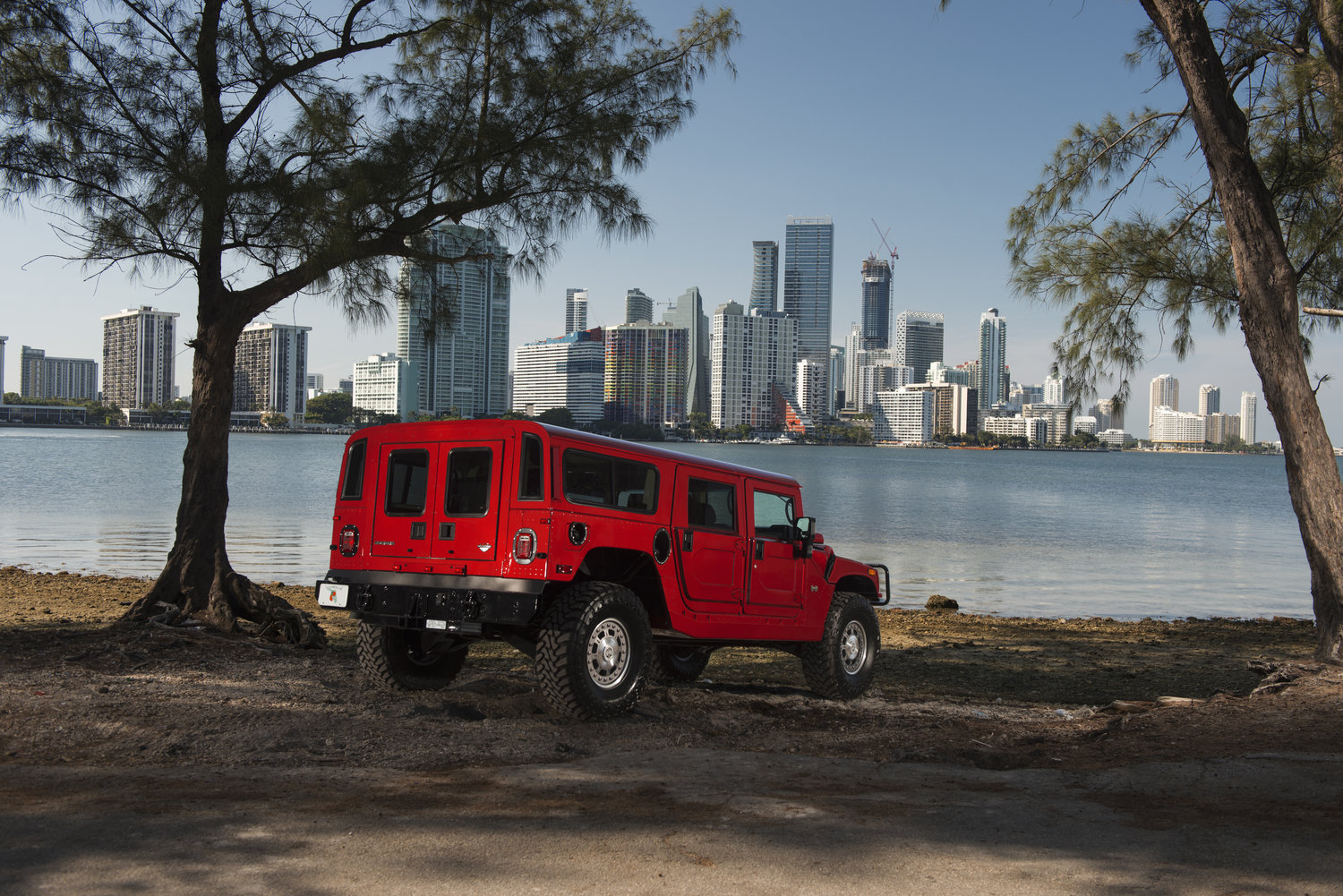 东风猛士和悍马h1谁越野能力强,东风猛士悍马模型