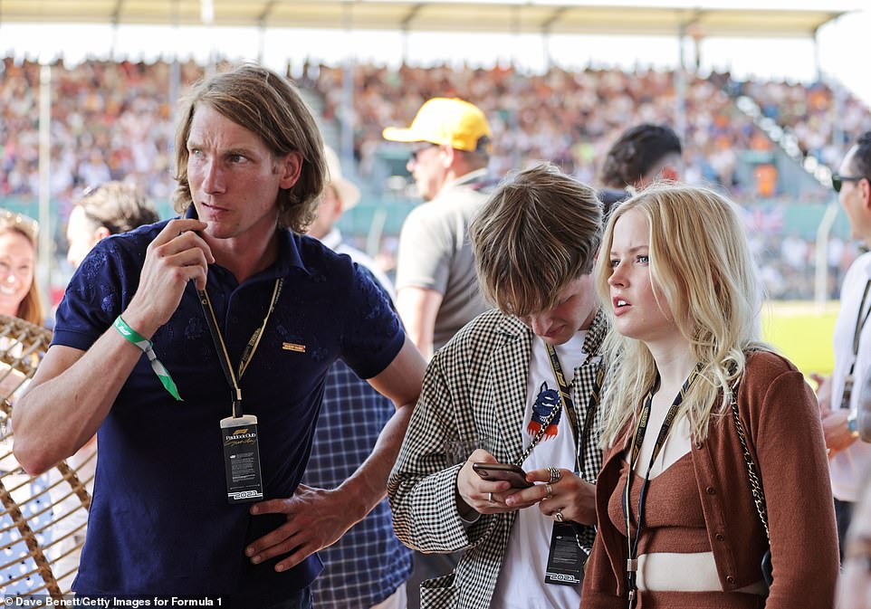 好莱坞巨星汤姆克鲁斯介绍,好莱坞男星汤姆克鲁斯