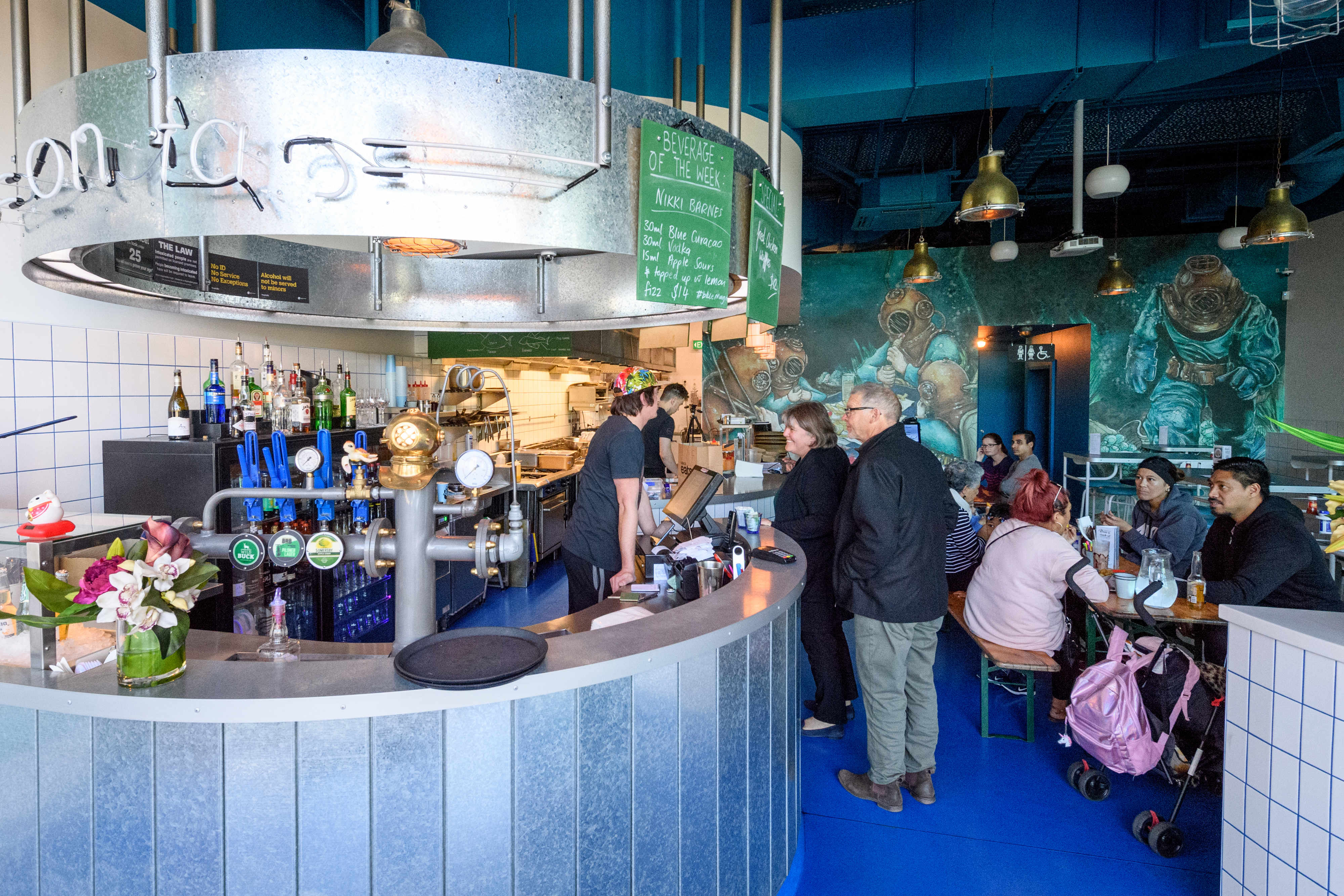 要论霸道总裁没有谁能比得过明道,韩商言霸道