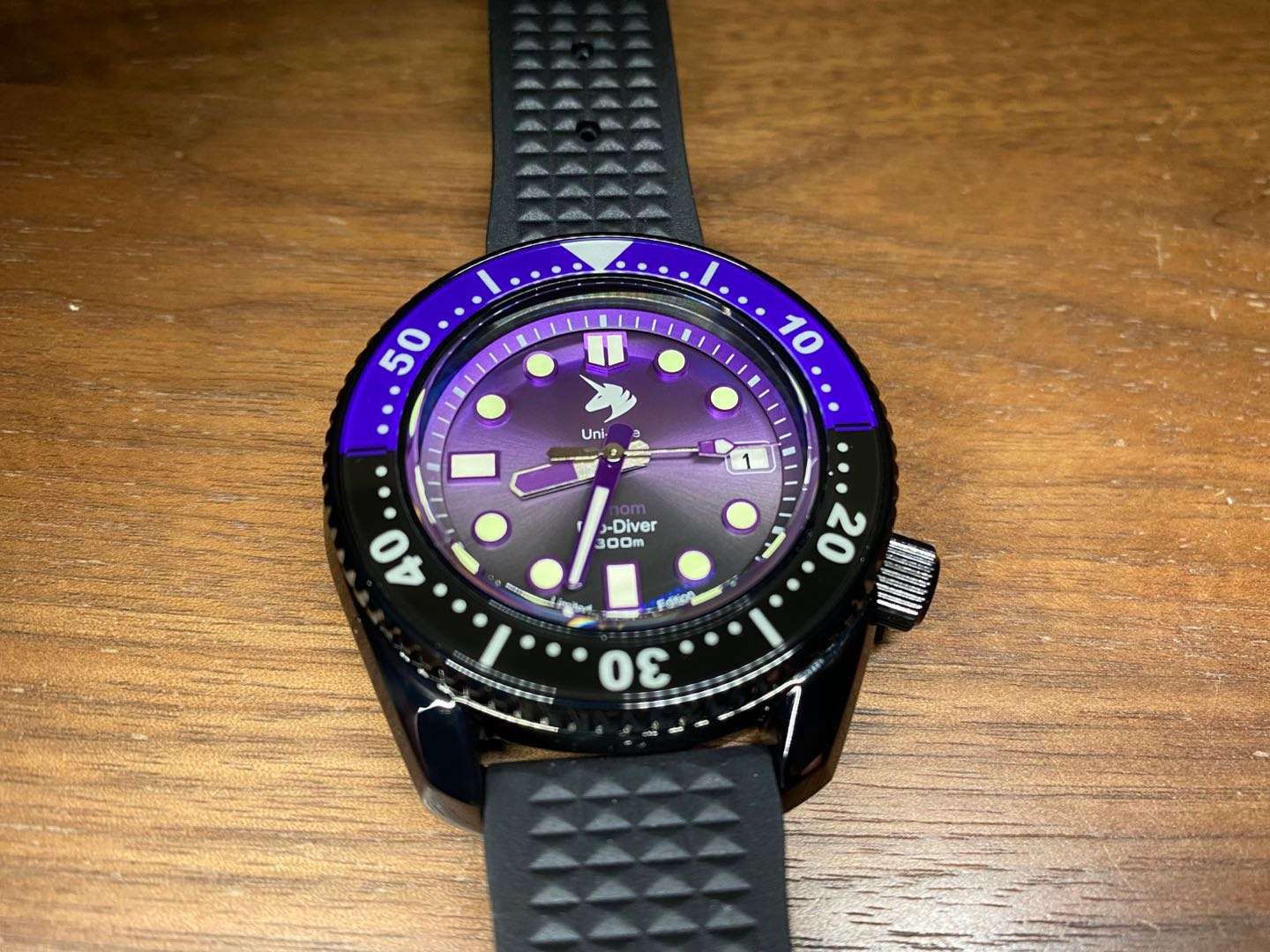 国产水鬼测评视频,毒液六代评测