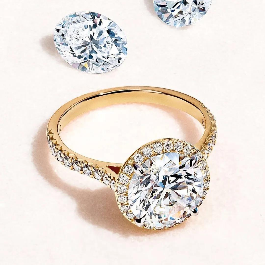 钻戒一克拉以下都是碎钻,0.3克拉碎钻价值