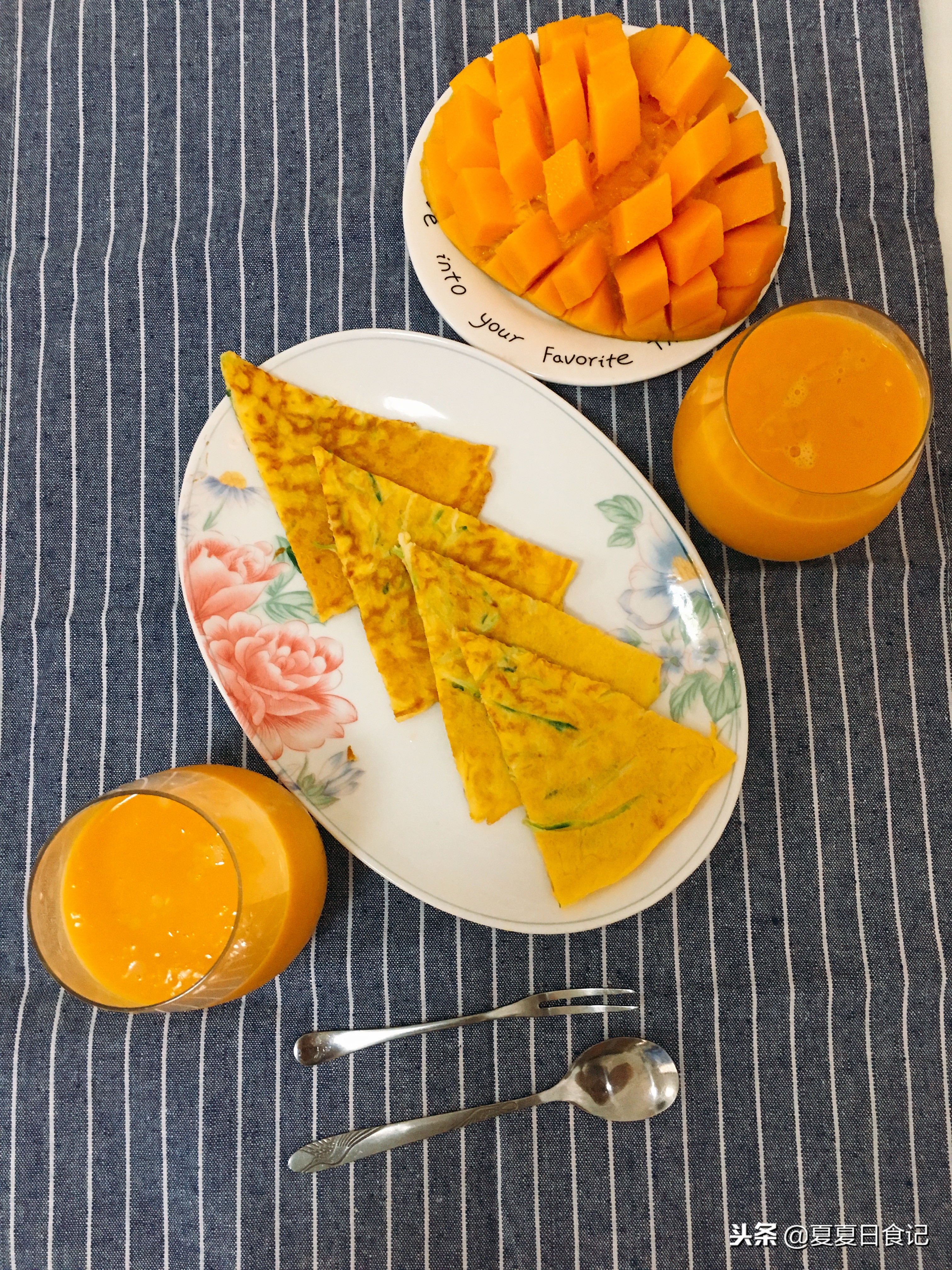 鸡蛋煎饼怎么烙,电饼铛烙鸡蛋煎饼的做法