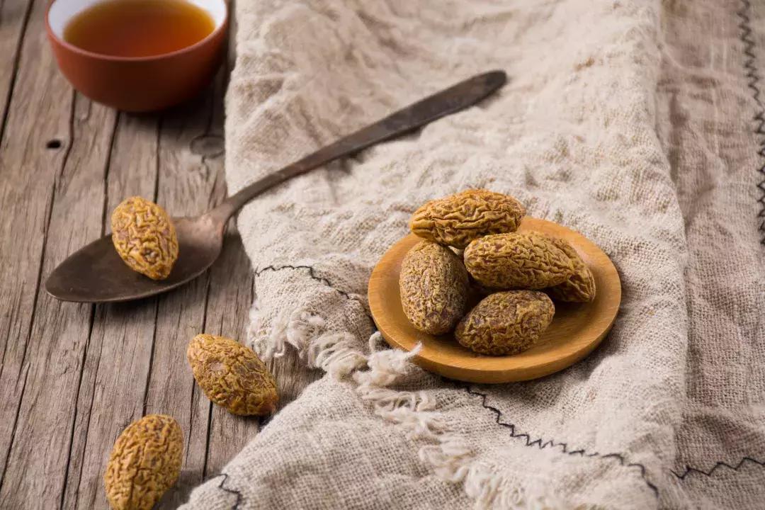 骨密度低就是骨质疏松吗,63岁女士骨密度-2.5骨质疏松严重吗