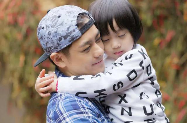 如何帮助17岁孩子戒掉恋物情结,孩子枕头小了不用了怎么处理