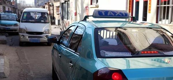 弯路窄路开车技巧视频,窄路怎么开车小技巧