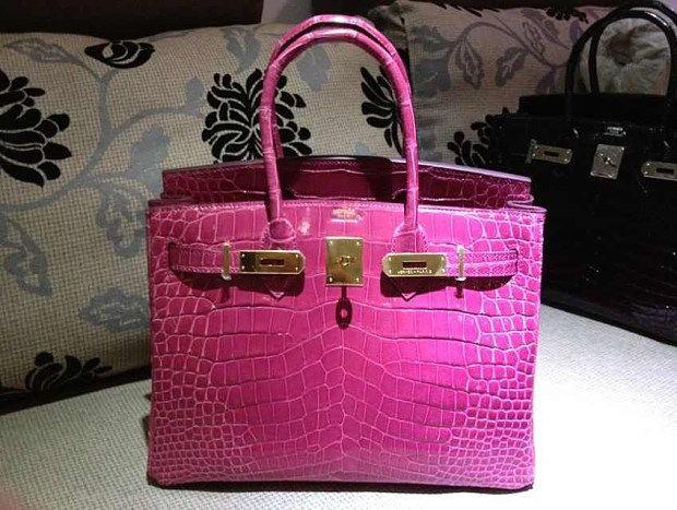 几千块买二手大牌包,几百块钱买的金表掉色吗