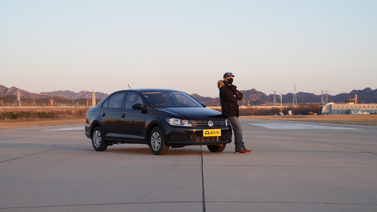 试驾2019款桑塔纳手动版,2019款桑塔纳1.5手动舒适版落地价