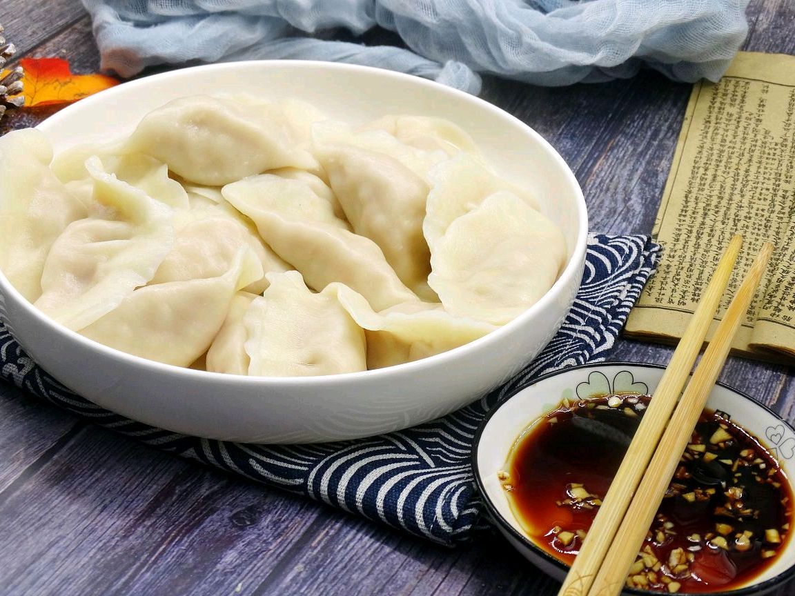 牛肉饺子很柴是什么原因,牛肉饺子馅儿怎么调才能鲜嫩