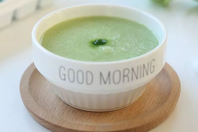 宝宝吃辅食便秘是脾胃不好吗,添辅食小宝宝总是便秘怎么办