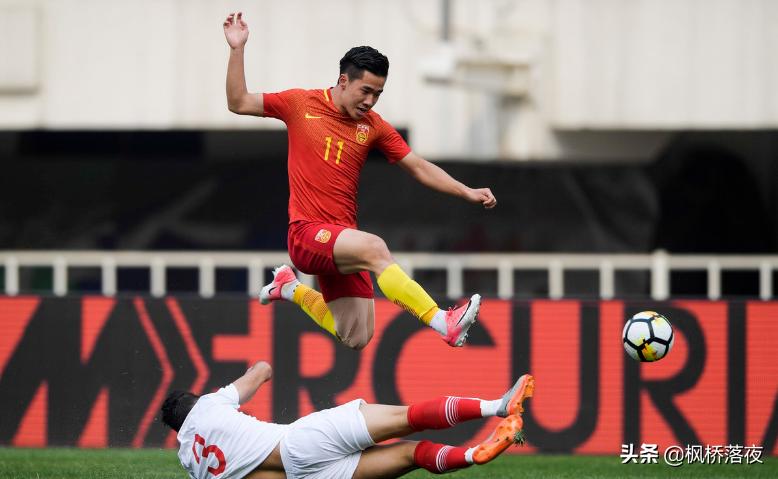 21岁国脚坦言深受希丁克喜爱！总开小灶，腿粗得让胡尔克都羡慕