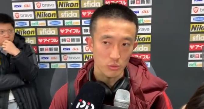 少林足球一战成名,现场实拍姜至鹏脚踢日本球员