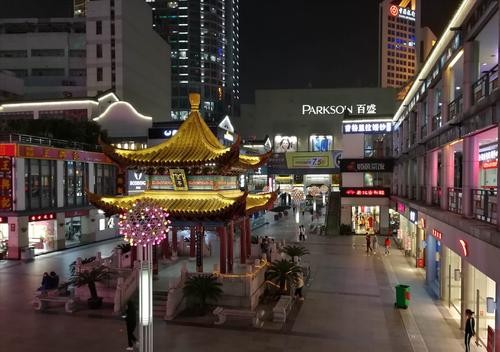 美食、音乐、巡游……这个“双节”的中山路不简单