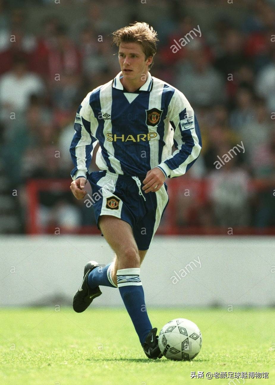 贝克汉姆巴黎最后一战球鞋,贝克汉姆穿的什么足球鞋