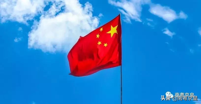 羊城飘逸着最傲娇的色彩——中国红，要的就是这个味儿