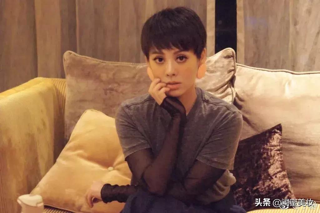 脸怒扎900针成马蜂窝！敷1000块的面膜水晶泡澡！她让我见了世面