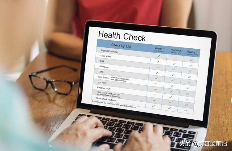 每天100个动作变瘦,每天三个动作轻松瘦出下颚线