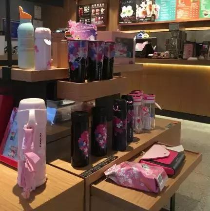 听说…你等樱花很久了！原来樱花还能这么赏，想明白了没？