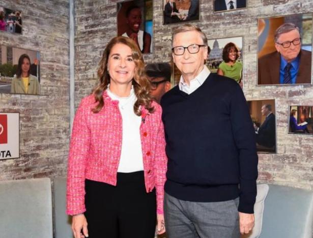 比尔盖茨夫妇结束27年婚姻,27年离婚夫妇