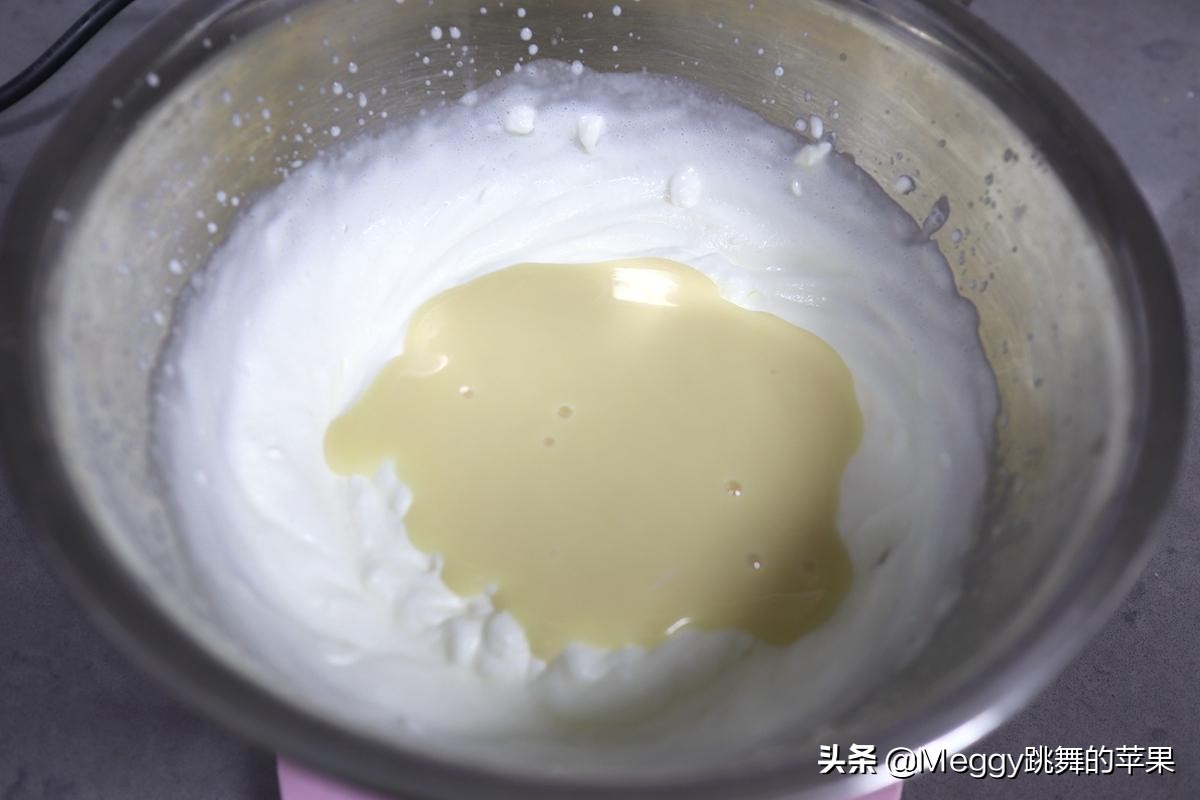 用简单的材料做雪糕,自制雪糕不用冰激凌粉奶香浓郁