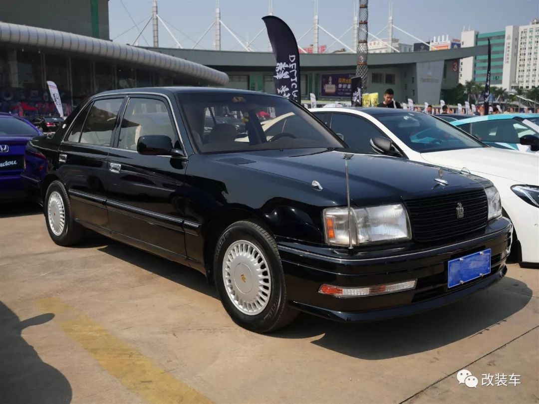 改装车聚会,改装车齐聚车展