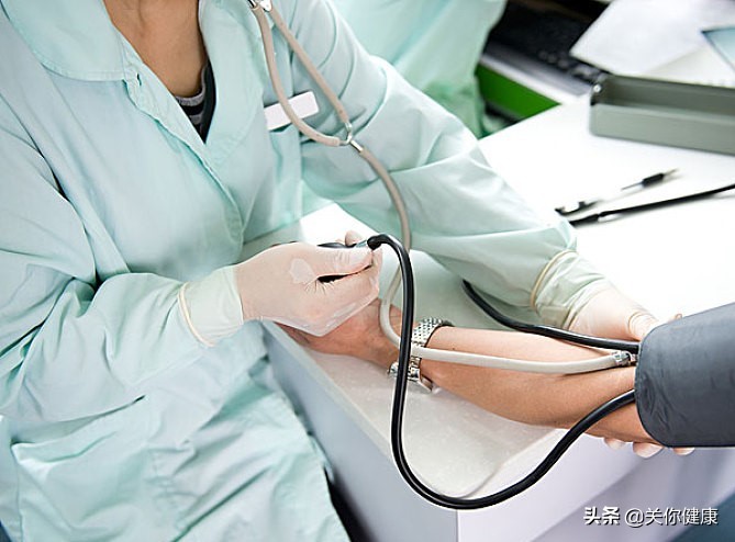 健康评估测量血压视频,低血压如何应对体检项目