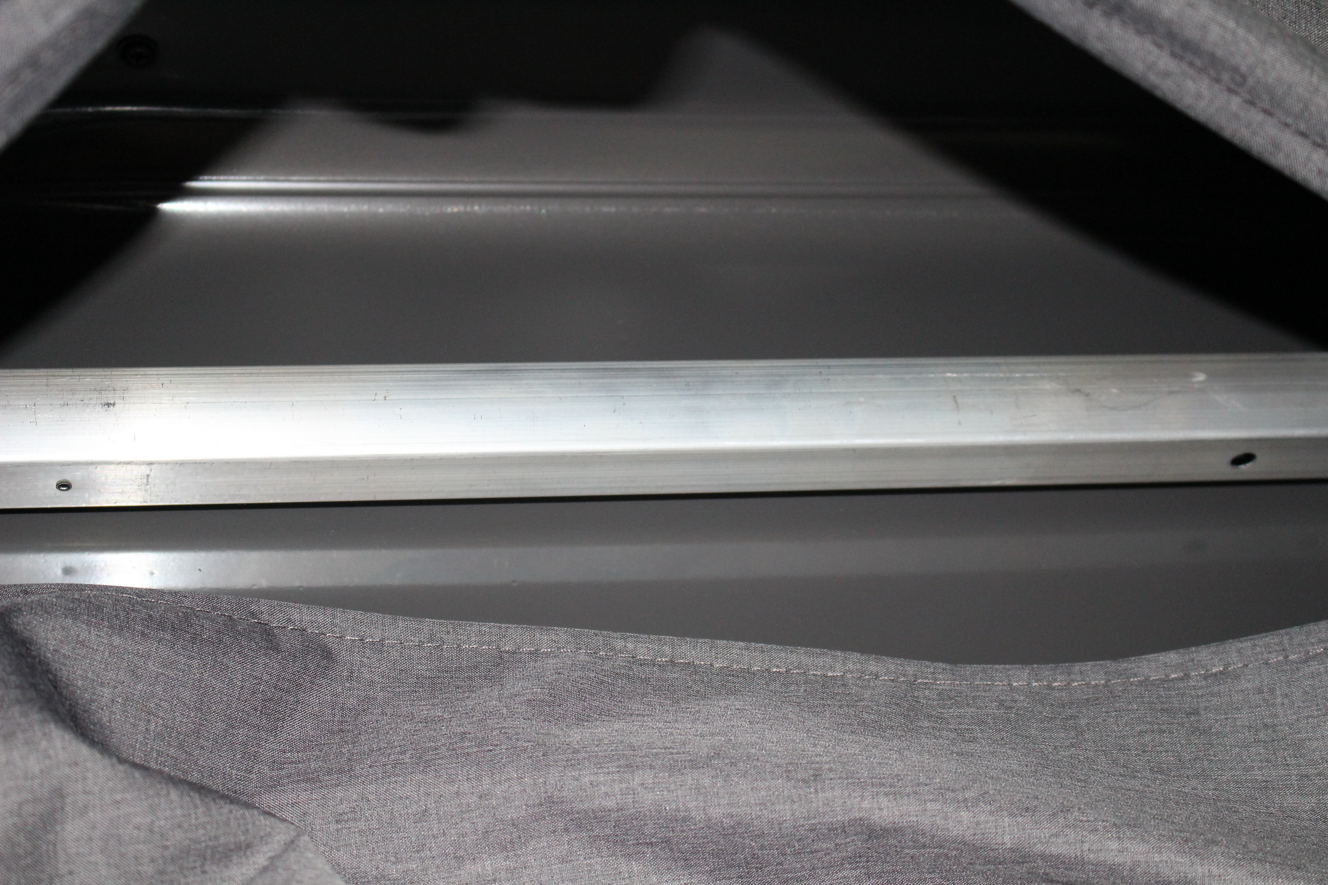 晒个锤子？LEVEL8旅行箱——男士商旅必备