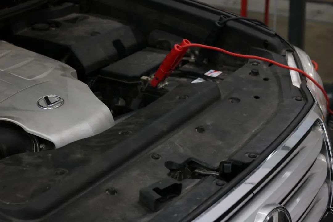 怪兽修车翻新奥迪q7,怪兽修车翻新视频