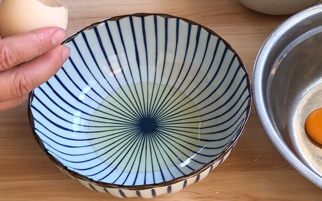 在家自制冰激凌奶油简易做法,奶油冰淇淋自制视频