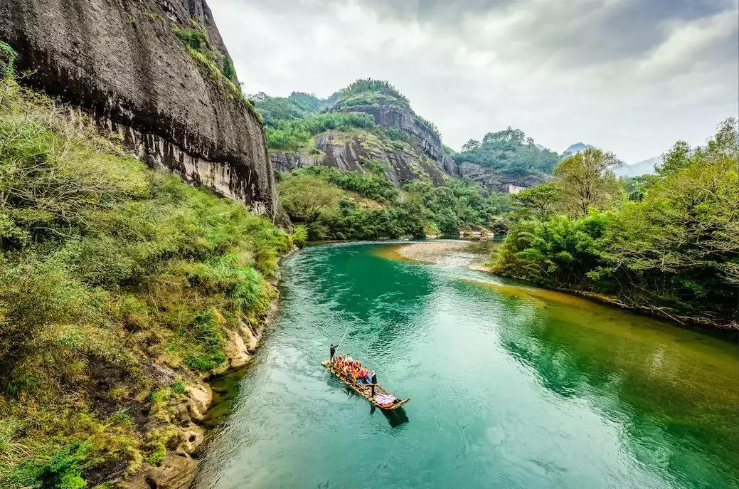 8月去厦门旅游5天4晚特惠,八月厦门机票便宜吗