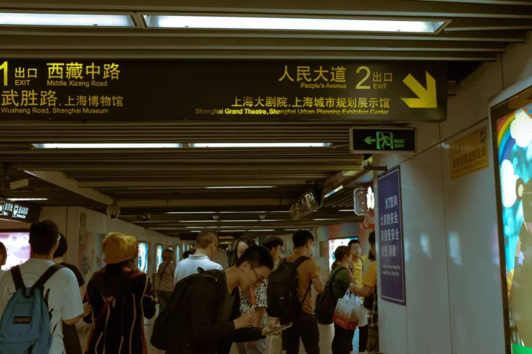 我和男朋友一起上班,我和男朋友在同一家公司实习