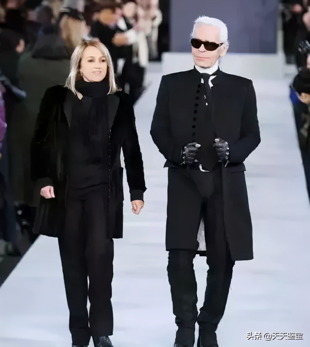 最近火爆的腋下包休闲,最近火爆的腋下包轻奢