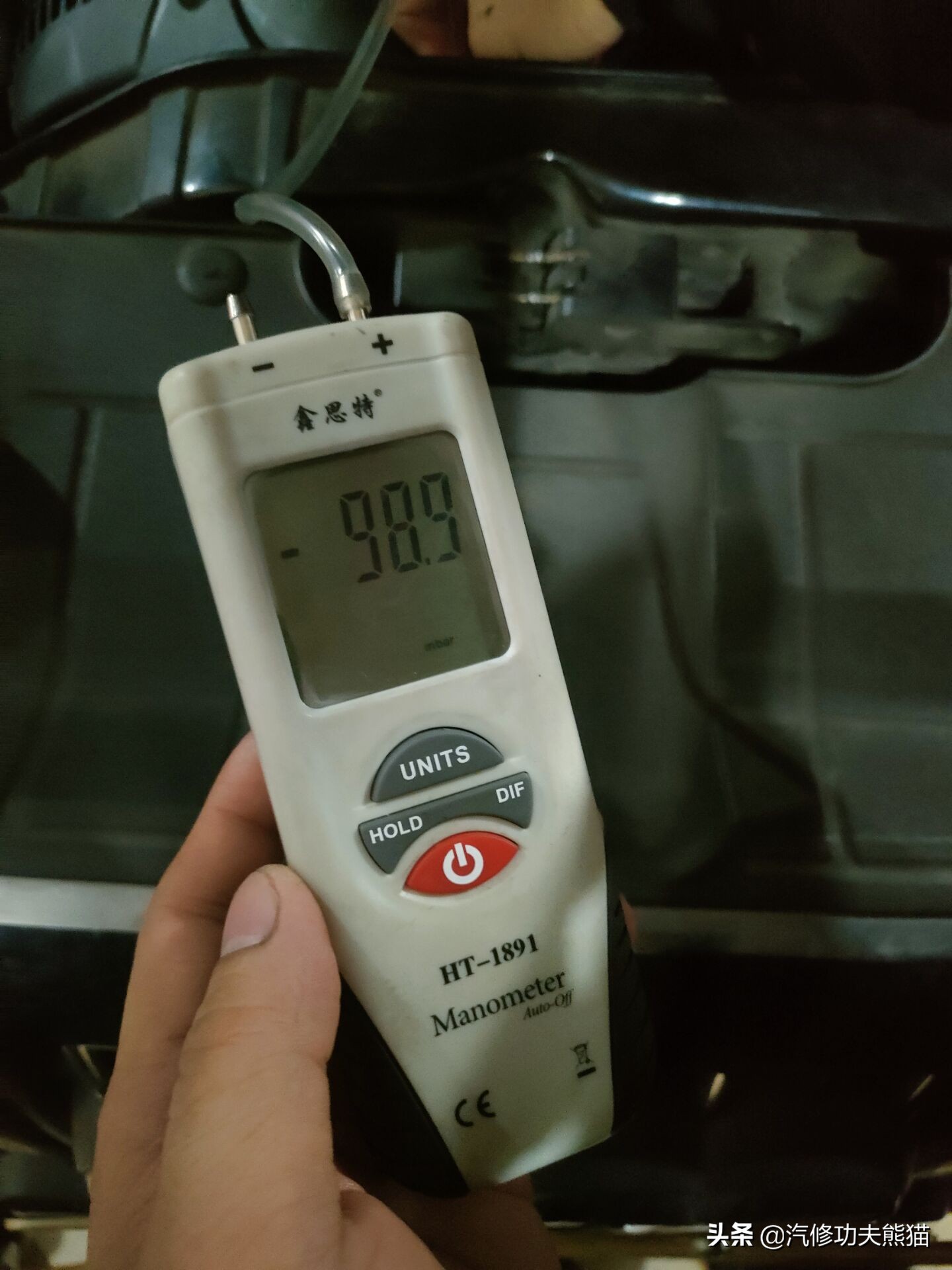 当年奥迪q5落地多少钱,当年奥迪q52018款典藏版价格