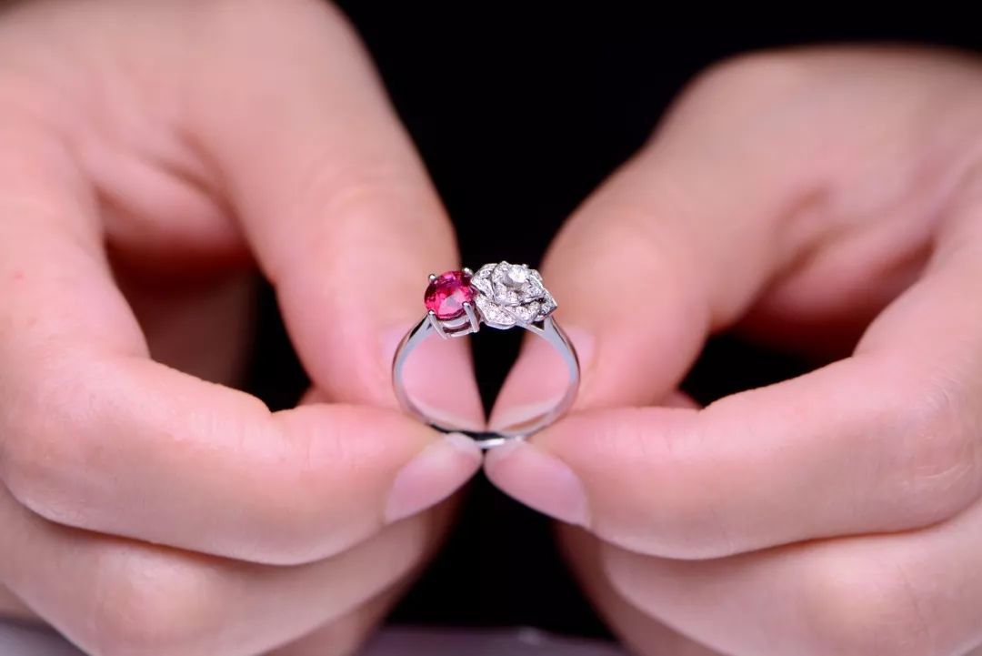 漂亮的成品戒指欣赏无修图