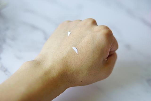 油皮夏季适合用什么面霜 (夏季好用不油的面霜推荐)