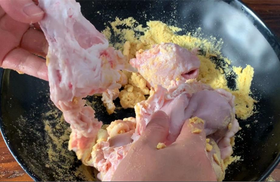 洗猪肚的时候碱放多了,盐洗猪肚的正确方法