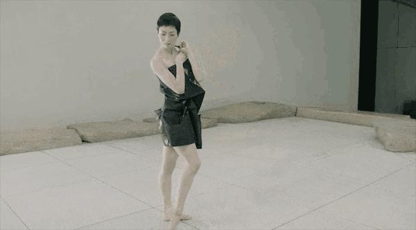 三宅一生菱格包经典色,三宅一生菱格包为什么那么火