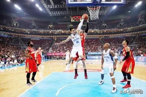 两层三秒区、三条三分线?看完这些感觉不认识篮球场了