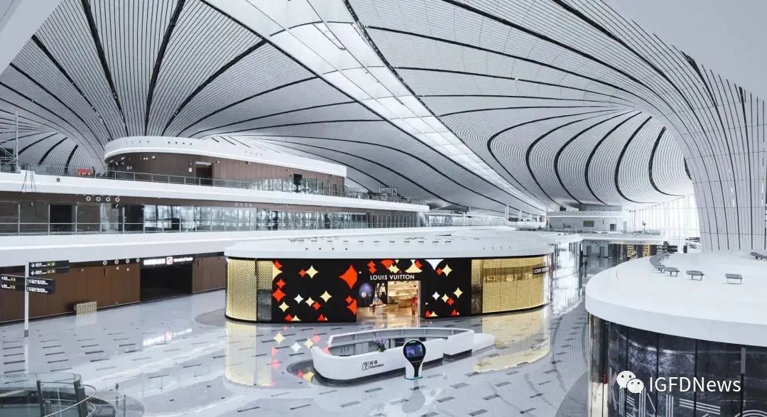 inNews|SKP回应假货事件|LVMH愈以EmilioPucci对标Kering的GUCCI|