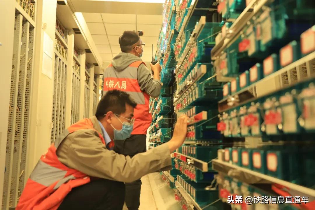 渝怀铁路涪陵至梅江段,渝怀铁路涪陵站