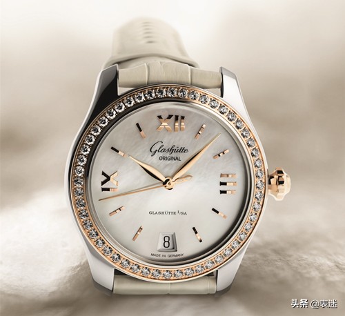 格拉苏蒂偏心机芯倒置大日历腕表,月相手表格拉苏蒂