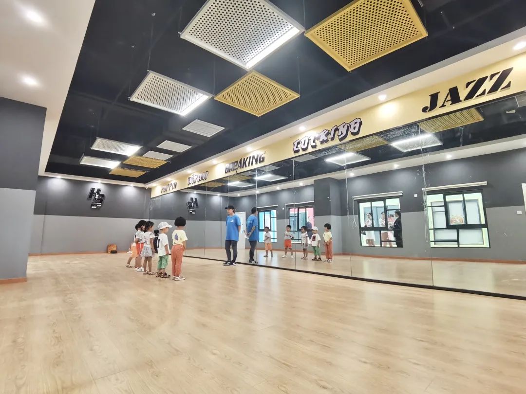 黄石市教育培训,黄石崇艺荟幼儿园