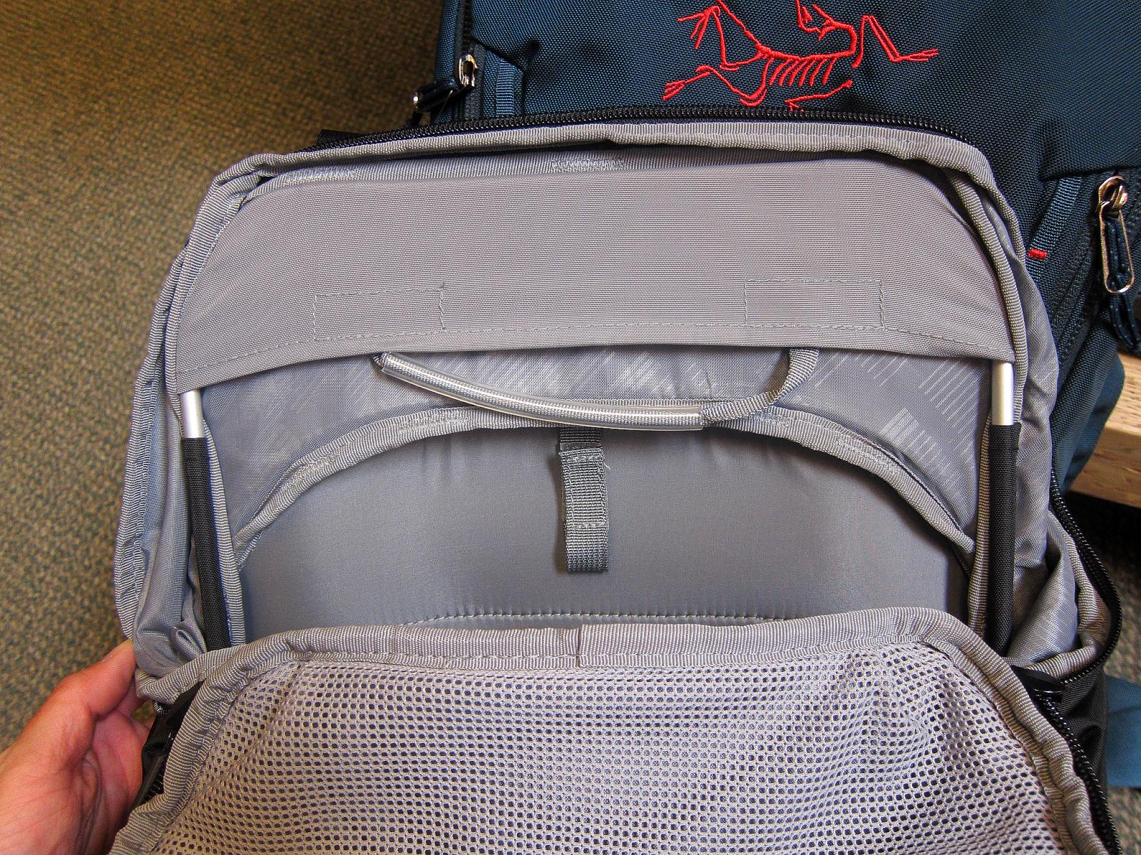 始祖鸟和猛犸象硬壳怎么选,arcteryx始祖鸟真假对比