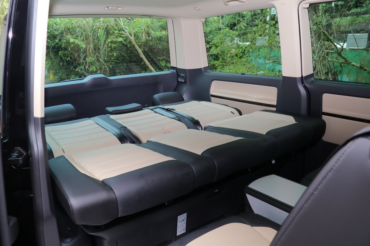 进口大众multivan精彩实拍展示,19年大众帕萨特混动试驾