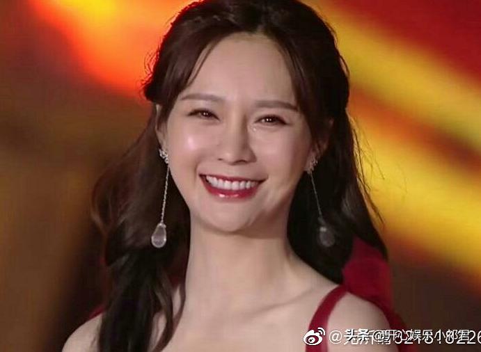 芒果卫视跨年失误,谢娜今年跨年主持