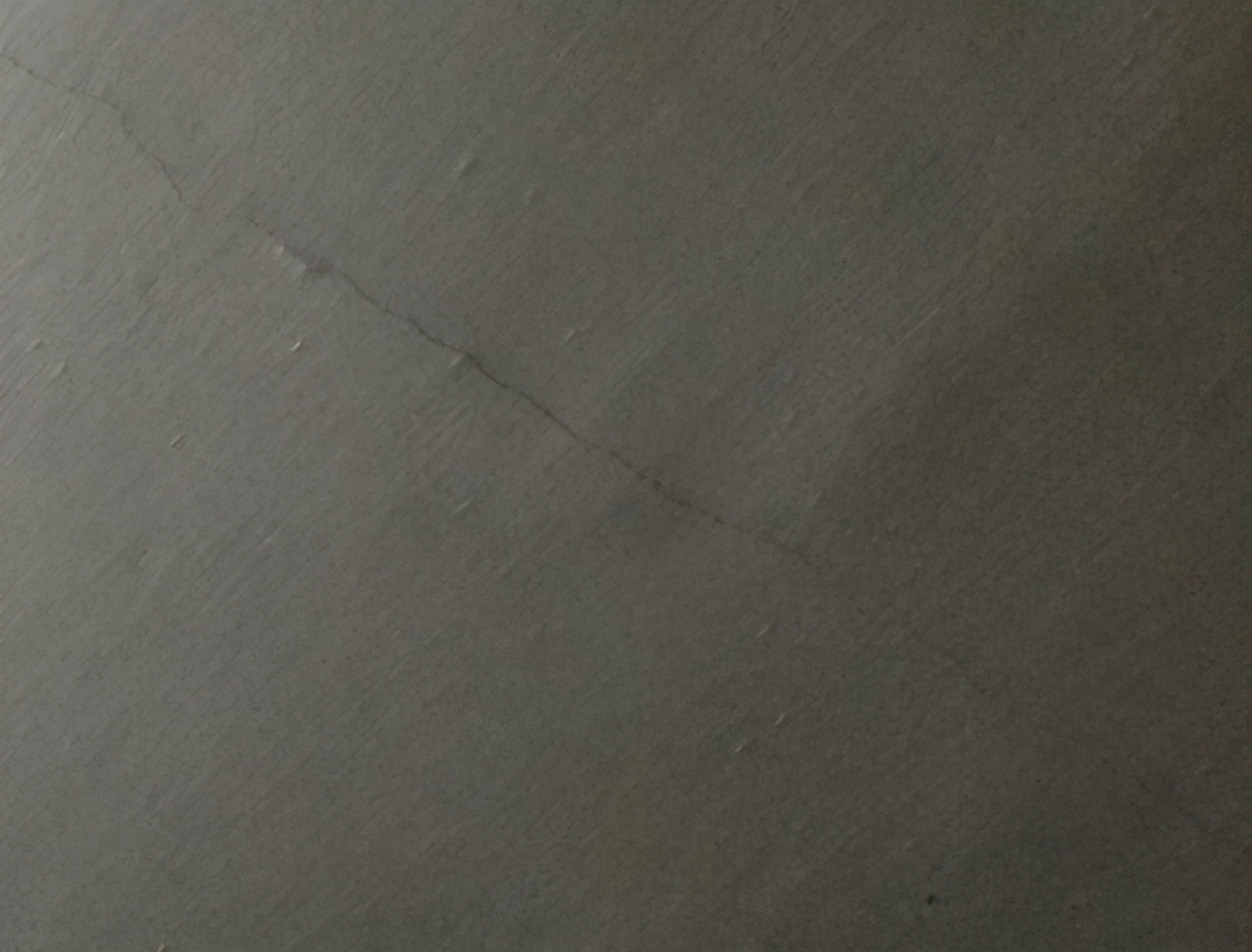 房子天花板掉皮怎么回事,天花板掉皮怎么修补