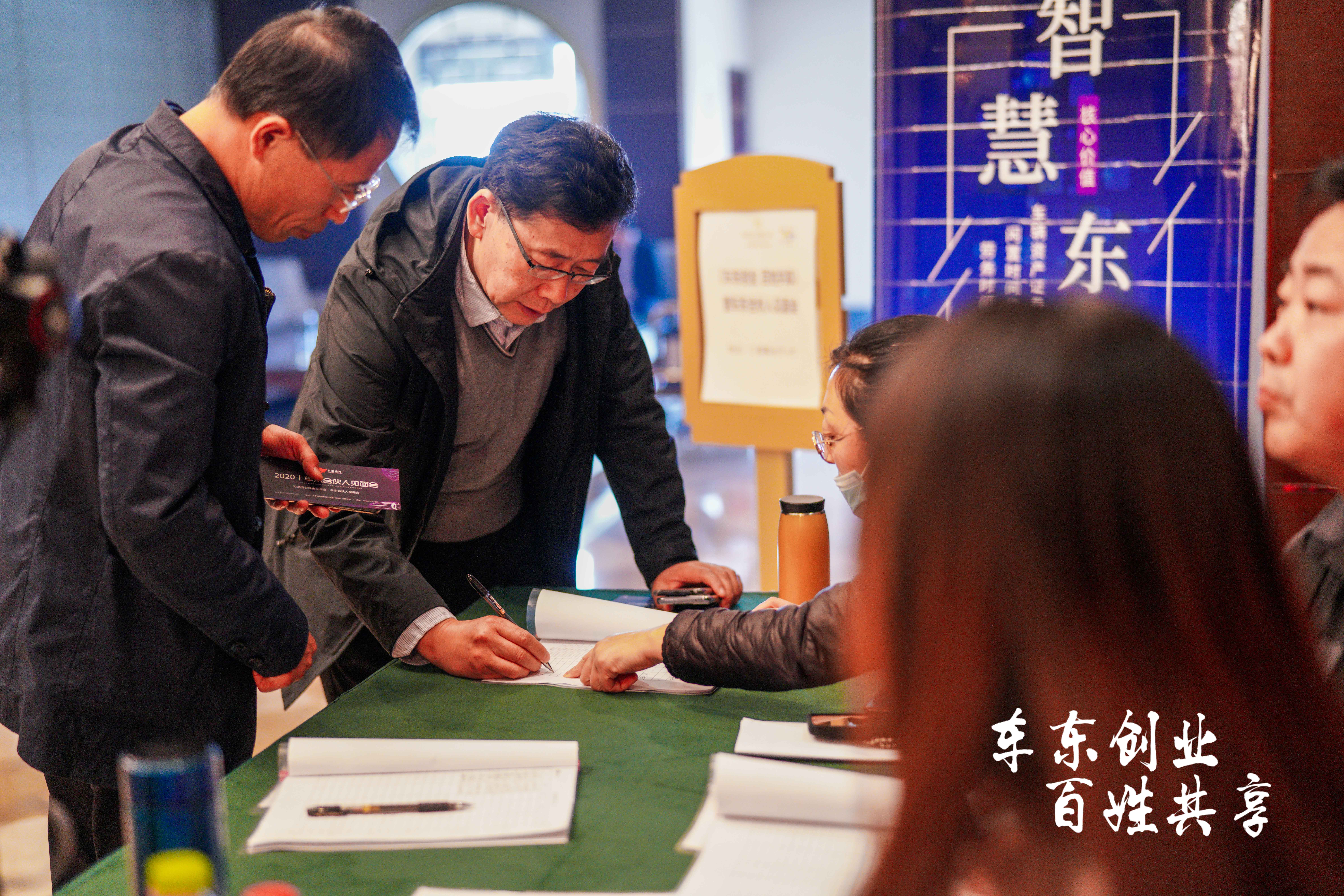 车辆闲置养不起，赚钱自用两不误的新方式